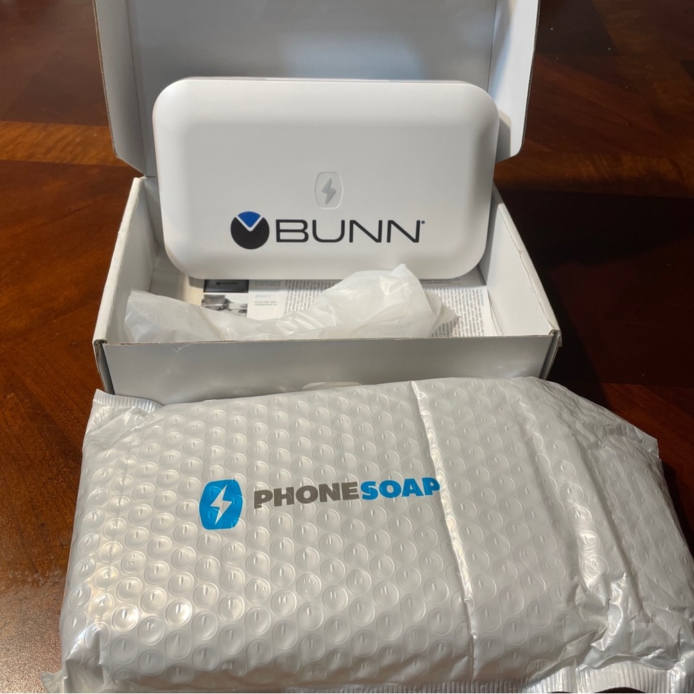 PhoneSoap White UV Cell Phone Sanitizer & Charger Brand New Open Box Never Used